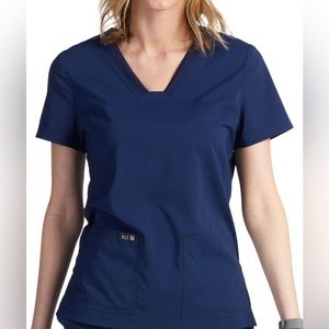 Scrub set